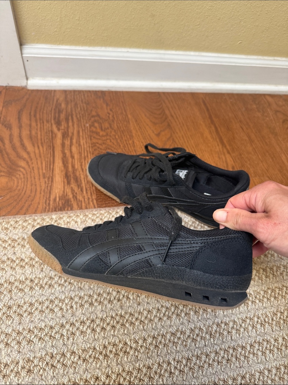 Onitsuka Tiger by Asics Women’s Black Sneakers with Gum Sole - Picture 6 of 6